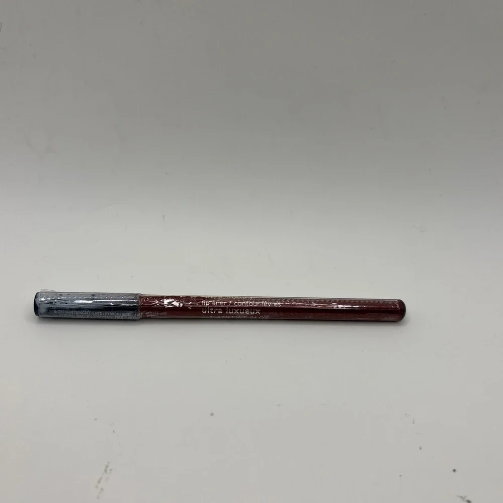 Avon Ultra Luxury Lip Liner - Rosebud New Sealed Old Stock